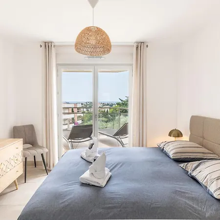 Appartement Lovely Flat With Terracce *