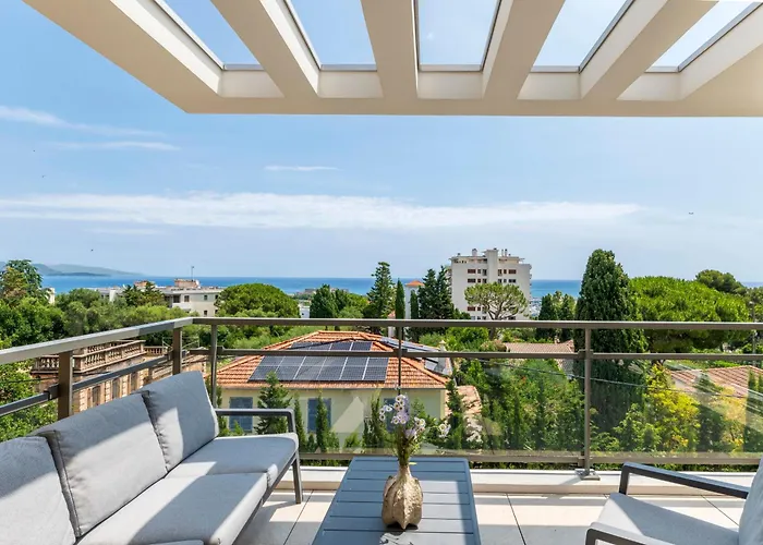 Lovely Flat With Terracce אנטיב